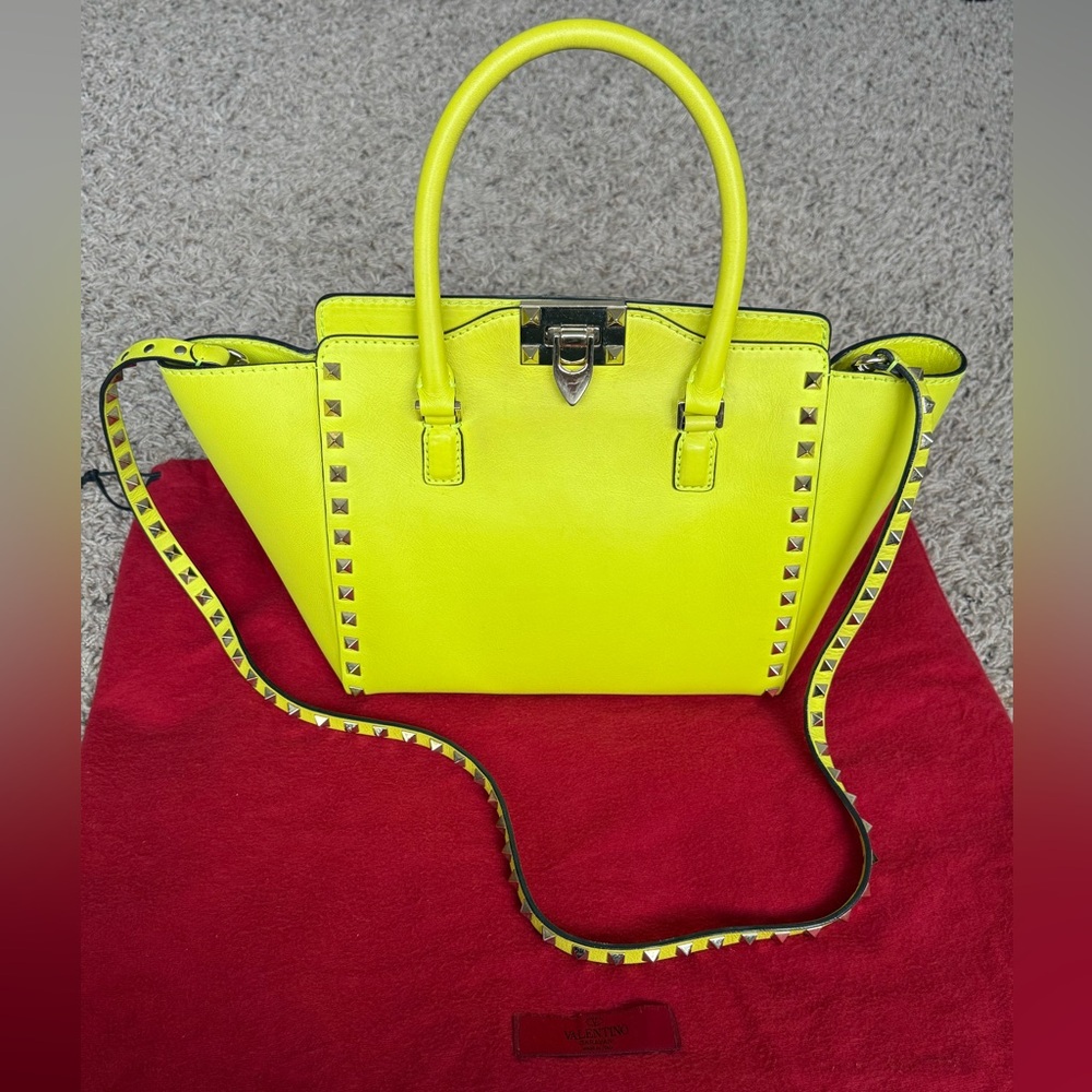 Valentino Garavani Small Rockstud Double Handle Bag Citrus Yellow